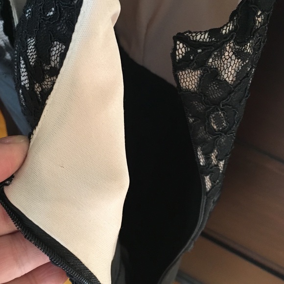 EUC Lace & santiny Black Cocktail Dress w/POCKETS! - Picture 4 of 8